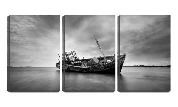 Quadro Decorativo 45x96 carcaça de navio no mar - 1