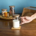 Ver imagem 4 de Jarra de vidro com medida e tampa de bambu 500ml - Oikos