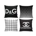 Ver imagem 1 de Kit com 4 Capas para Almofadas Decorativas de Sofá Chanel e D&g
