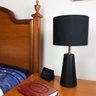 Abajur Quarto com Cúpula Cilíndrica - Preto com Cobre - 3