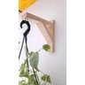 Mão Francesa de Madeira - Suporte para Plantas, Macramê e outros - 20 cm - Acompanha Buchas e Parafu - 3