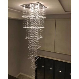 LUSTRE PARA PÉ DIREITO DUPLO BASE DE INOX POLIDO ESPELHADO DE 70X70CM COM 3 METROS DE ALTURA