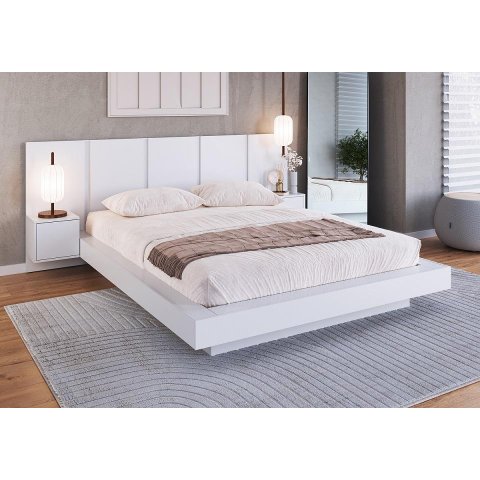 Cama Queen e Cabeceira com 2 Mesas de Cabeceira Suspensas Cor:branco