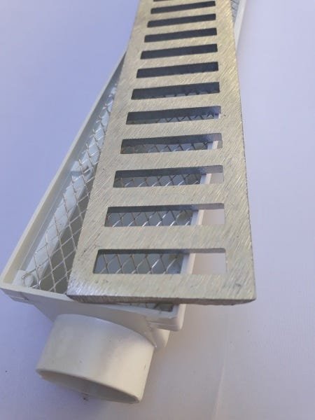 Ralo Linear 6x50 Modelo Grelha Aluminio com Tela Anti Insetos e Coletor Branco - Ficone Reis - 4