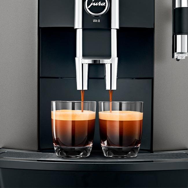 Cafeteira Jura We8 - Cafés Especiais, Design Clean e 3l - 3