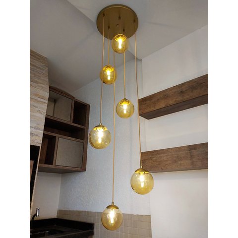 Pendente Moderno Dourado Pé Direito Alto Sala Vão de Escada Arevo Iluminação Jabuticaba VIDRO ÂMBAR