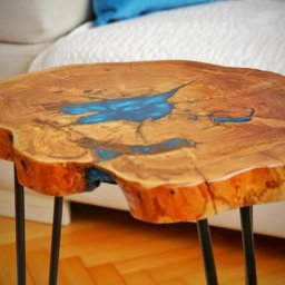 Mesa de Canto Luxo Rústica em Madeira e Resina Azul - 2 Mesa de Canto Luxo Rústica em Madeira e Resina Azul - 2