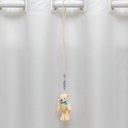 Ver imagem 4 de Kit 2 Peças Abraçadeira de Cortina Cordão Bege com Pelúcia Urso Articulado e Pingente Azul