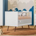 Ver mais imagens de Quarto para Bebê Completo 3 Peças Guarda-Roupa, Cômoda e Berço Q Encanto Retro Branco/Acetinado