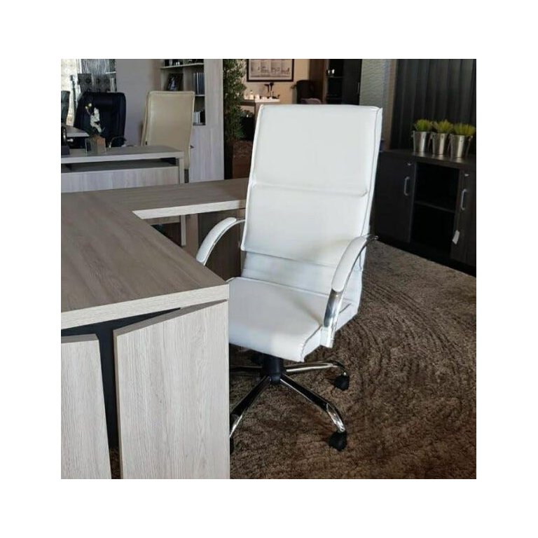 Cadeira de Escritório Boss Presidente Giratória Branca Cromada Reclínio Rodas Nylon 100% Nacional