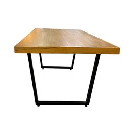 Mesa Industrial Lanna Madeira Maciça com Ferragem Preta 2,50m - 3