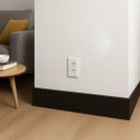 Ver imagem 2 de Rodape Poliestireno Liso 10x15x200 Preto - Passa Fio