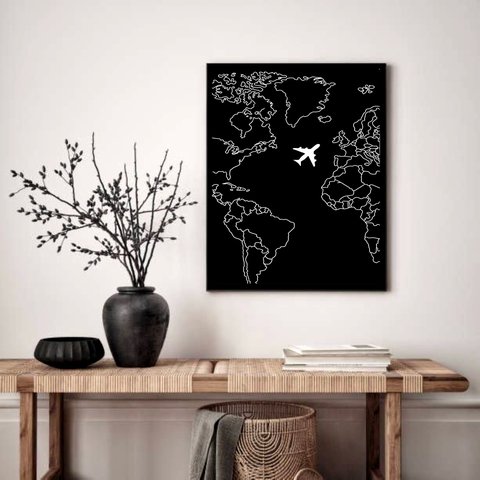 Quadro Decorativo Avião sobre Mapa - 70x50cm:moldura Preta
