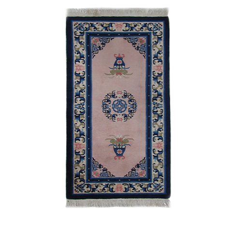 Tapete feito a Mão Decorativo para Quarto e Sala Rosa - 70x138cm