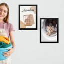 Ver imagem 2 de Kit 2 Quadros para Lavanderia - Gatinho 45x34cm - com Vidro:moldura Preta