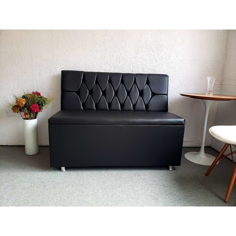 POLTRONA SOFA BOOTH CAPITONE Á MÃO COR PRETO