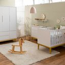 Ver imagem 1 de Kit Quarto Theo com Pés Square Natural - Berço + Cômoda 3 Gavetas + Guarda-roupa 3 Portas - Branco a
