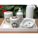 Ver imagem 2 de Kit Higiene Bebê Safari 6 Peças - Bandeja, Potes, Porta Álcool e Molhadeira - Peças Porcelana Bandej