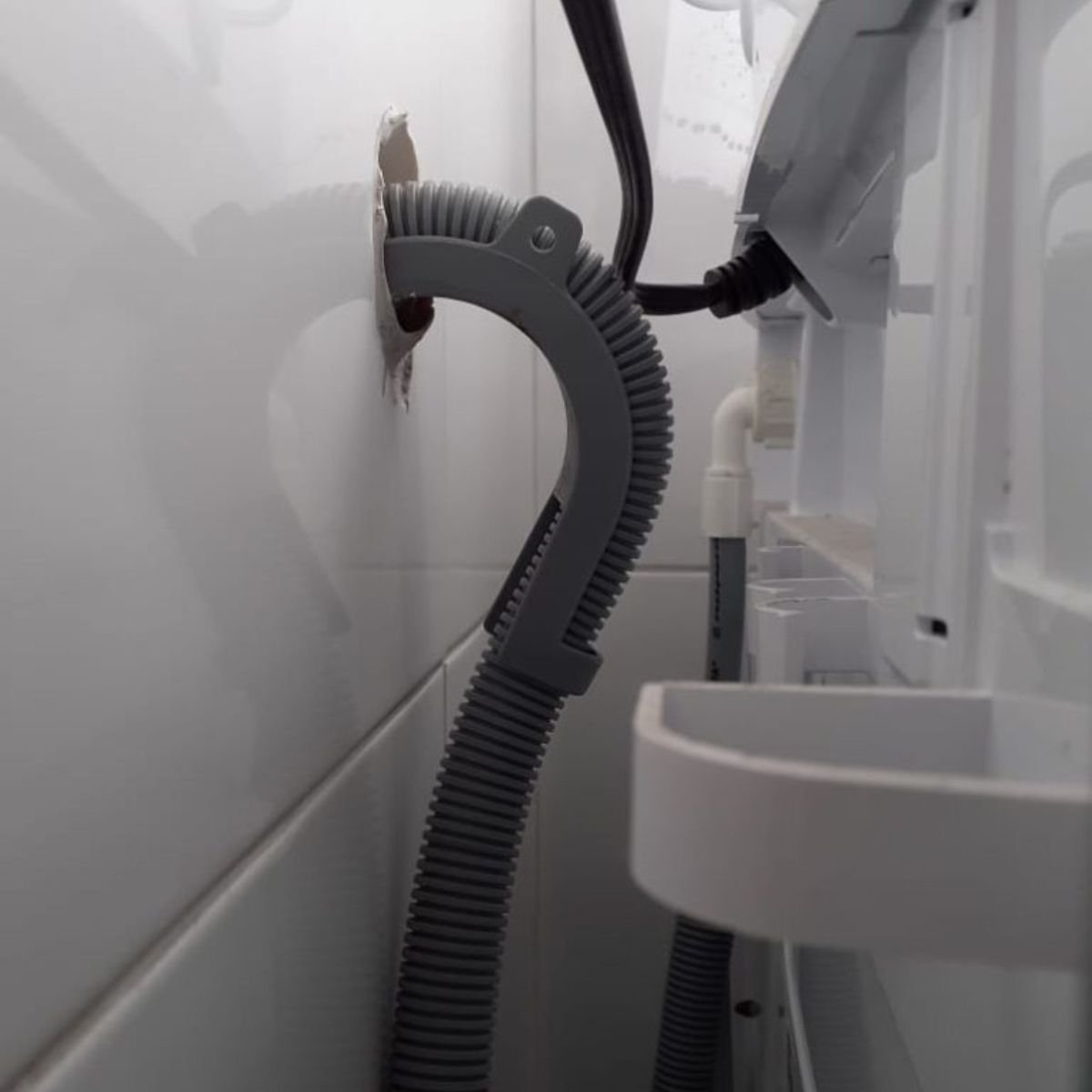 Mangueira Saída Água Máquina de Lavar Universal 3m Metros Cinza com Suporte | Kaztec - 10