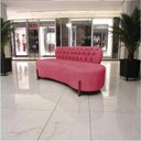 Ver mais imagens de Sofá 3 Lugares Orgânico Curvo Tókio 180cm Suede Rosa