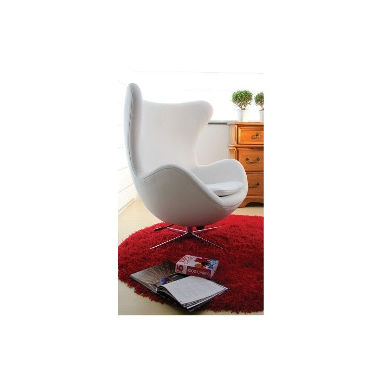 Poltrona Egg Arne Jacobsen Base Aluminio Relax com Travapoltrona Egg Arne Jacobsen Base Aluminio