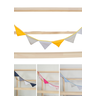 Varal de bandeirinhas decorativa unissex infantil para berço ou montessoriano - 1
