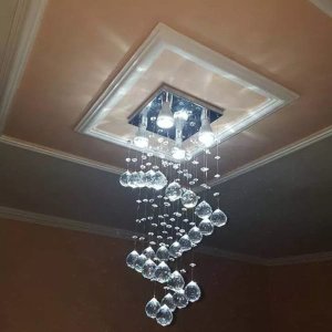 Lustre de Cristal para Sala, Espiral com 70cm de Altura, Base de Inox de 20x20cm