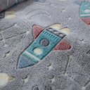 Ver imagem 2 de Kit 2 Manta Cobertor Infantil Brilha no Escuro Microfibra Super Macio com Conforto Térmico Premium C