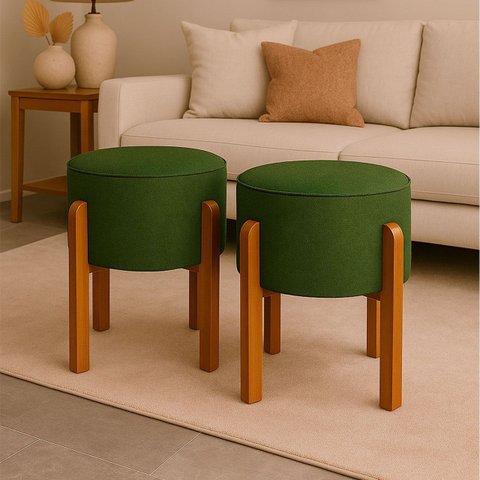 Kit 2 Puff Banqueta Redondo Zoe Linho Verde Decorativo Base de Madeira - Arkell