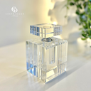 Ver imagem 2 de Perfumeiro Decorativo em Cristal Transparente 7x7x11,5cm