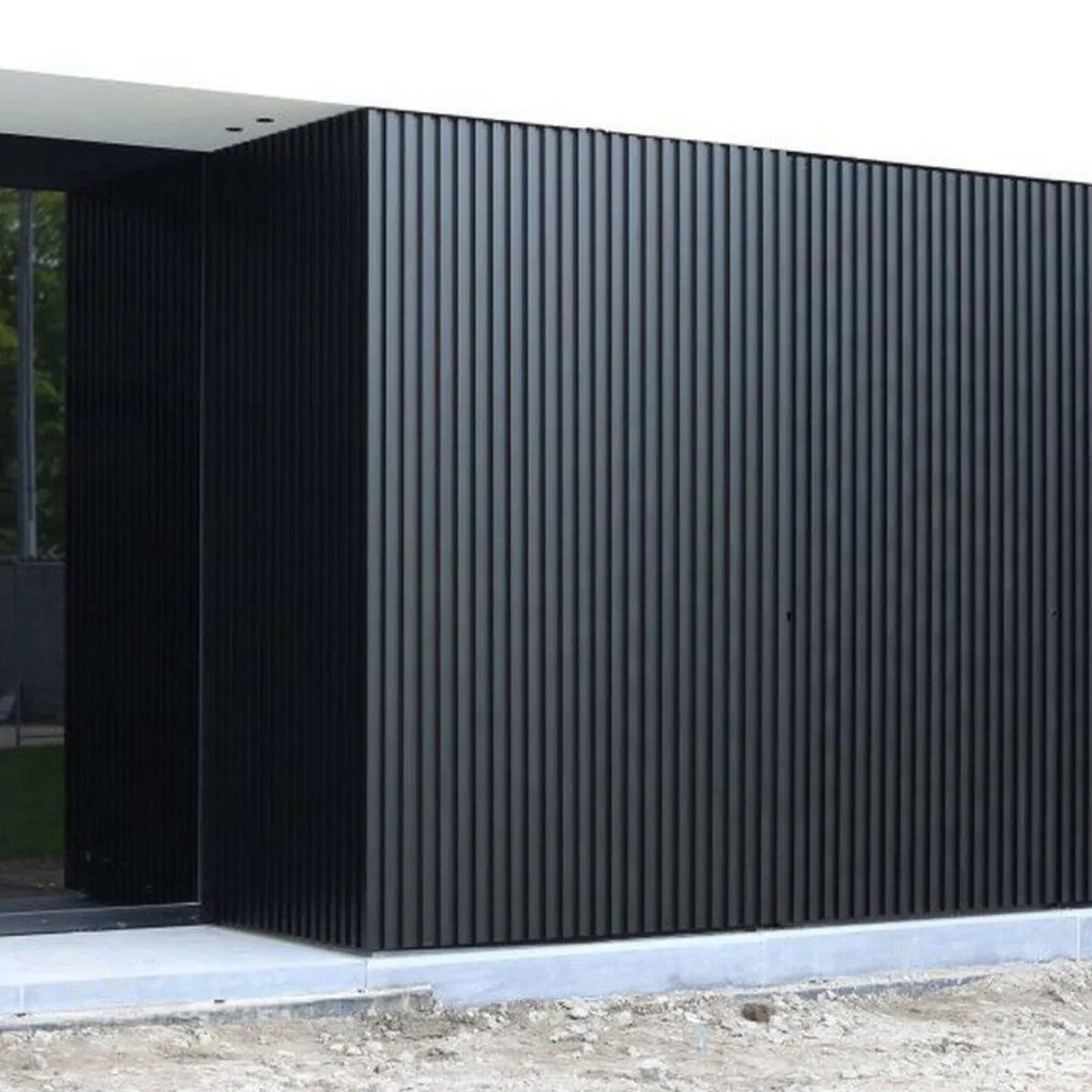 Painel Ripado Wpc Externo Cor Preto Kit 5 Un - 2,90m X 20cm (0,58m²) - 4