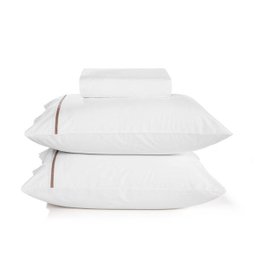 Lençol com Elástico Casal Karsten 180 Fios Percal 100% Algodão com Fronha Liam Filete Taupe - 1