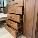 Ver imagem 3 de Cômoda 5 Gavetas e 1 Porta Ouro - Café