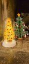 Ver imagem 1 de Luminária Árvore de Natal com Girassóis Encantados Girassol - Branco Pérola