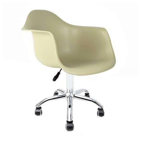 Cadeira Eames com Braços Fendi - Base Office Cromada