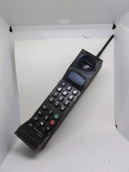 Miniatura Telefone Motorola 3200 Black Com Cofre, Cor: ÚNICO, Tamanho: ÚNICO - 2
