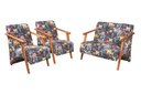 Ver imagem 1 de Conjunto Venus Braços em Madeira Maciça 1 Namoradeira 2 Poltronas Estampada Unidecor Retro Bar 107