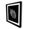 Quadro com Moldura Amikeco Leafman Preto - 90x90 - 3