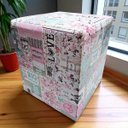 Ver imagem 1 de Puff Banqueta Quadrado Cubo Decorativo Courino e Suede Frases Rosa Courino