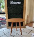 Ver imagem 5 de Mesa de Jantar Redonda Júlia de 90cm - Pés em Madeira Maciça