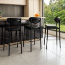 Ver imagem 1 de Banqueta Catarina Madeira Maciça Nobre com Assento e Encosto Estofados para Cozinha e Área Gourmet