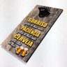 PLACA COM ABRIDOR DE CERVEJA COM IMÃ PARA TAMPINHAS - FRASE DE BOTECO - 1