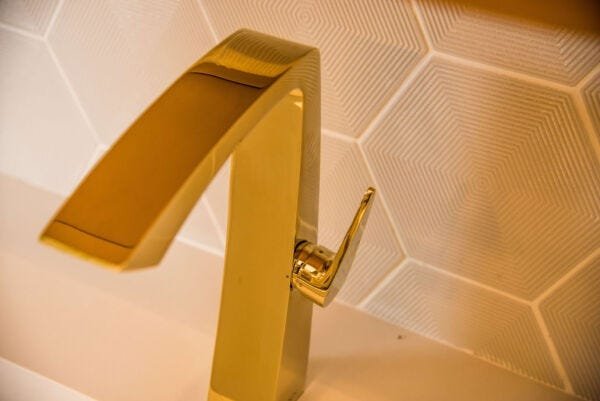 MISTURADOR MONOCOMANDO ALTO GOLD LX7702G - 2