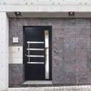 Ver imagem 2 de Porta Pivotante com Puxador, Friso e Vidro Alumínio Preto Linha Roma:Esquerda/ 210 x 120