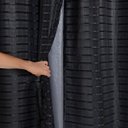 Ver imagem 2 de Cortina Blackout Prata com Voil xadrez 2,80 M x 2,30 M - Preto