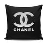 ALMOFADAS ESTAMPAS DE DIVERSAS MARCAS E CORES - ALMOFADA CHANEL - 1