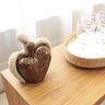 Escultura de Mesa Bege e Marrom para Decoração de Sala Romance Petra - 8