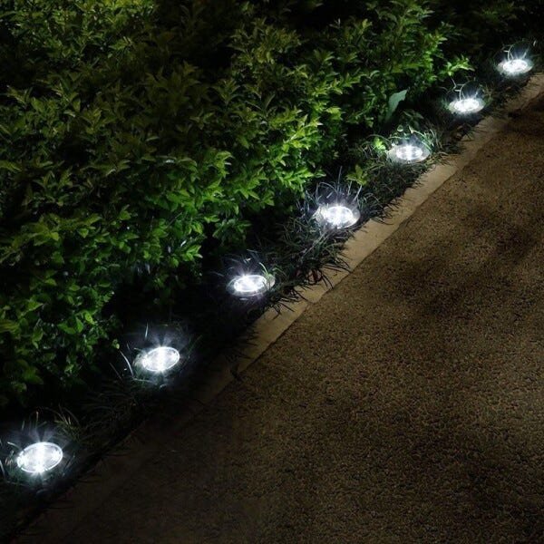 Luminária Solar Spot Jardim 8 LEDs Espeto Grama Kit 4 Uni Iluminaçao Chao Gramado Fazenda - 2