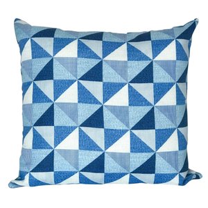 CAPA DE ALMOFADA GEOMÉTRICA AZUL - QUADRADA Almofadas Estilo