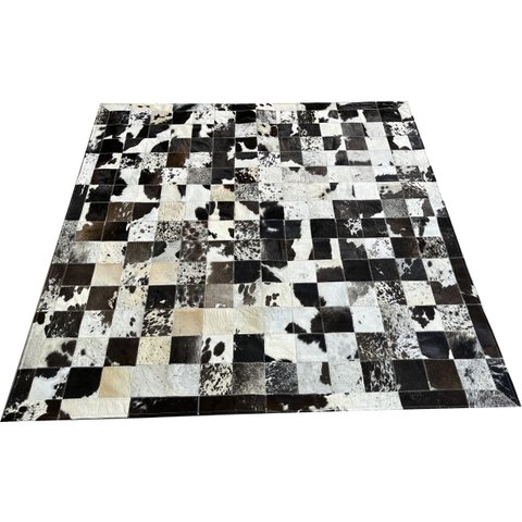 Tapete de couro marrom café malhado 1,50x1,50 c/b peça 10x10
